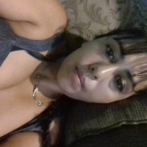 Meet your Posher, Lilia